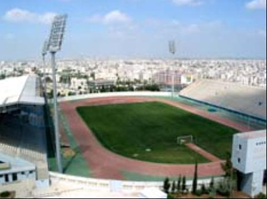 تأجيل لقاء العربي والبقعة بعد اصابة ارضية استاد الحسن بالدودة القارضة