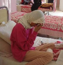 وفاة اندونيسية بعد سقوطها من نافذة وسيدة تحقن نفسها بالكاز