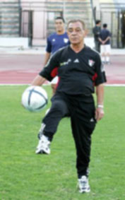 الوحداتية يحتجون ويطالبون بإعادة النظر بالعقوبات والجوهري يستدعي "عدوس"