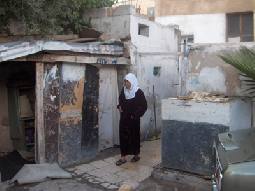 أسرة حسنية: 4 معاقين يعيشون في غرفة واحدة في إربد