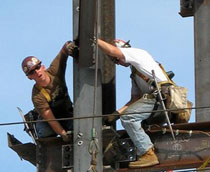 وفاة عامل اثر سقوطه عن حمالة أثناء العمل في عجلون