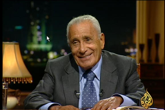 هيكل: عباس عليه كمية ضغوط مهولة وقراره ليس بيده