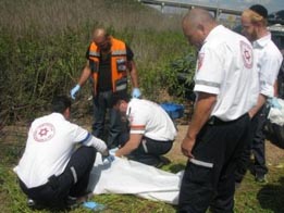 مجزرة في إسرائيل.. طعن عائلة بأكملها وحرقها بداخل شقتها