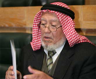 احتجاجا على رفض الحكومة الإجابة على أسئلتهم..نواب الإخوان يهددون باللجوء للقضاء