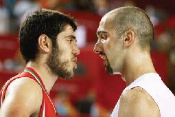 "الفيبا" يعاقب المنتخب الوطني بسبب الانسحاب أمام إيران في بطولة وليام جونز