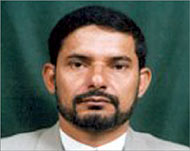 صنعاء تضبط سفينة إيرانية محملة بالأسلحة وتبدأ بمحاكمة زعيم الحوثيين