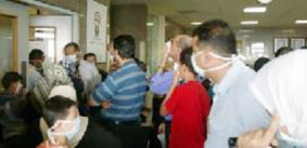 الفيروس انتقل لابنته بعد زيارته..ذوو طبيب يؤكدون وفاته بمرض انفلونزا الخنازير