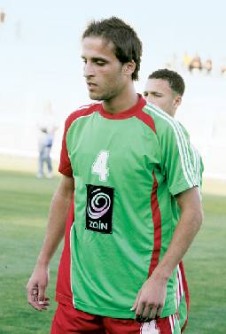 "الإجازة" تبعد برهومة عن الوحدات وسلمان مستاء من سمرين