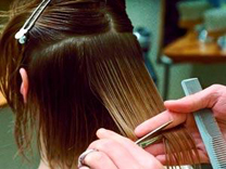 تحذيرات من صالونات تجميل تروج لـ"سشوار دائم علاجي للأطفال"