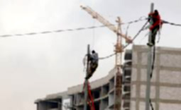 أعمدة الإنارة .. كمائن تزهق أرواح المواطنين وسط صمت شركة الكهرباء الأردنية