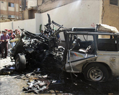 إيراني وخمسة سوريين ضحايا انفجار حافلة الركاب في منطقة السيدة زينب