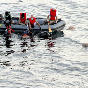 مقتل 5 على الأقل وإصابة العشرات وفقد 80 في حادث تصادم عبارتين في مصر