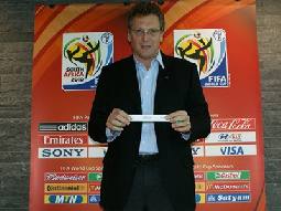 فالكه: البت في أحداث مباراتي الجزائر ومصر يحتاج إلى الوقت