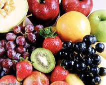 الشهر الماضي..تصدير 4 ألاف طن خضار وفاكهة لإسرائيل واستيراد 18 ألف طن من "الكاكا"