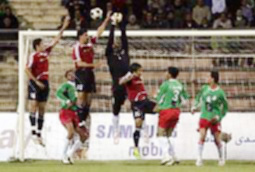 الوحدات وشباب الأردن: قمة منتظرة بحكام محليين وسباق على الصدارة