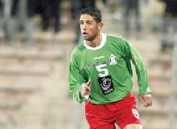 عرض كويتي لعامر ذيب وحسن قد يعود للوحدات