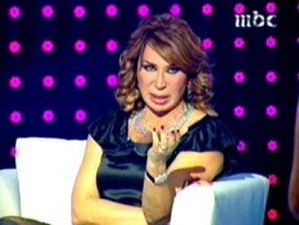 إيناس الدغيدي: المجتمع المصري زائف وسوف أكون شهيدة إذا قتلوني