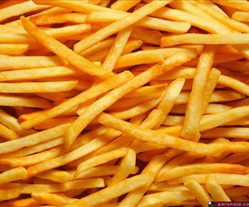 «الغذاء والدواء» تبحث عن خطر سرطاني في مقالي المطاعم