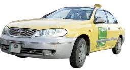 تاكسي السيدات: فكرة وردية تراود نساء وترفضها ناشطات في حقوق المرأة