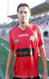 أندية المحترفين تعزف عن التعاقد مع لاعبين جدد