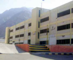 معلمو مدرسة في العقبة يستقيلون جماعيا احتجاجا على « اهانة المحافظ لهم»