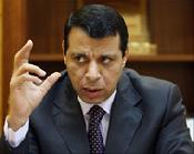 حماس تسمح لدحلان بتشييع والدته