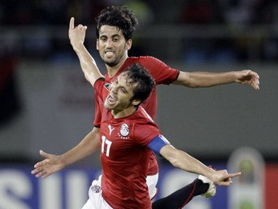 الفراعنة يتأهلون بثلاثية قاضية