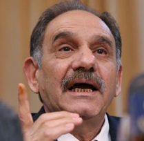 منع المطلك والعاني من الترشح يهدد بانهيار العملية السياسية في العراق