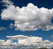 طقس دافئ في اليومين المقبلين وانخفاض على درجات الحرارة الثلاثاء