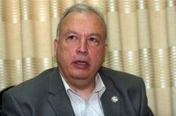 رفيق الحسيني: الشريط المدبلج كان ثمنه التخلي عن عملي ومغادرة الوطن