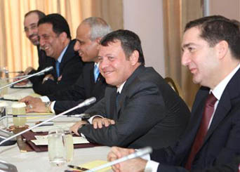 الملك يوعز للحكومة بدراسة احتياجات محافظة الزرقاء