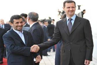 إلغاء التأشيرات بين سوريا وإيران..نجاد يكشف صلاته خلف إمام سني