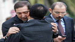 شغب الصالونات على حكومة الرفاعي : مشاحنات واستقالات محتملة وعلاقات متوترة