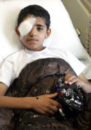 الطالب الدويكات يغادر المستشفى اليوم ويؤكد عدم رغبته في العودة إلى المدرسة