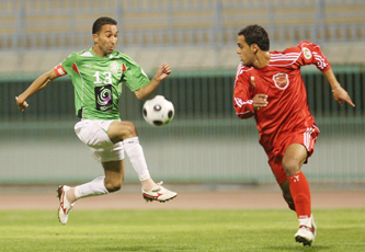 الوحدات يطمح إلى تعزيز الصدارة.. وشباب الأردن يخشى مطبات الكرمل