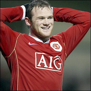 مانشستر يونايتد يرد الدين ويسترد الصدارة