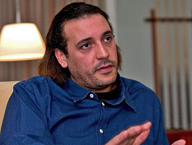 جنيف توافق على دفع تعويض لنجل القذافي