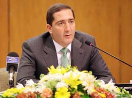 رئيس الوزراء يؤكد أهمية دور الشباب في الانتخابات النيابية المقبلة