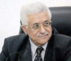 علاج طبيعي لعباس في عمان بعد انزلاق قدمه في تونس