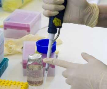 مصابون يحالون الانتحار..عودة أمراض معدية إلى المملكة بشكل ملحوظ