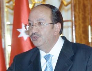 العموش يحيل نزاع عمال بنك دبي الاسلامي لمجلس توفيق