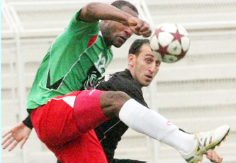 مدافع الوحدات البهداري يغيب عن لقاء الجزيرة