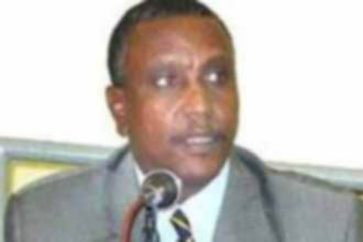 أبرز منافسي البشير ينسحب من انتخابات الرئاسة في السودان