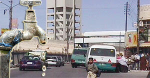 مخيم حطين بدون مياه منذ 15 يوما..والاتصالات بالوزارة باءت بالفشل