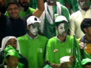 حذاء رياضي يحمل إساءة للمسلمين ويثير الذعر فى السعودية