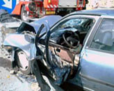 اصابة5 طلاب جامعيين نتيجة تدهور مركبتهم