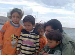 في جريمة بشعة.. "أب" سوري يغرق أطفاله الأربعة في نهر الفرات