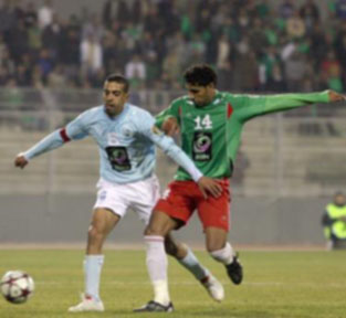 الوحدات يفوز على الفيصلي ويقترب من لقب دوري المحترفين