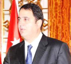 وزير البيئة أمام القضاء بتهمة "إثارة النعرات الطائفية"