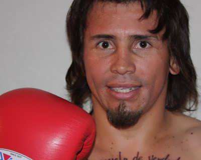 انتحار بطل العالم في الملاكمة